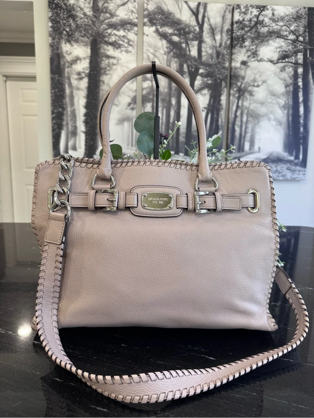 🤎Michael Kors Hamilton Whipped Leather Large Satchel Shoulder Bag – Light Taupe